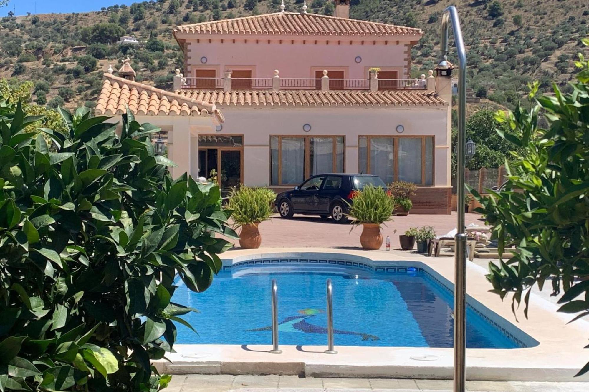 Familiar House With Private Pool And Mountains View Holiday home Venta Baja